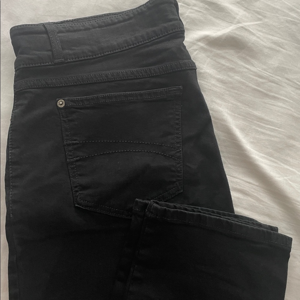 Second Yoga Jeans - Picture 2 of 6